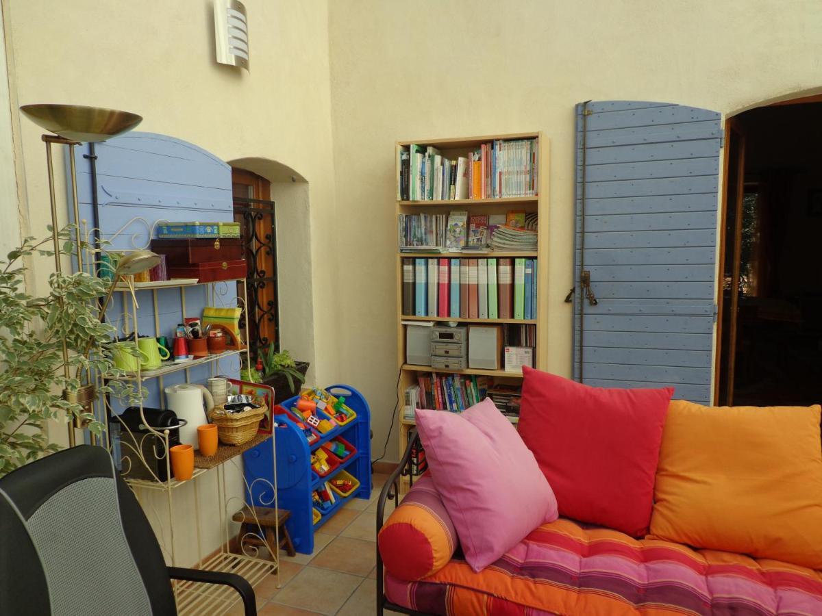 לינה וארוחת בוקר Piolenc Santolines En Provence מראה חיצוני תמונה